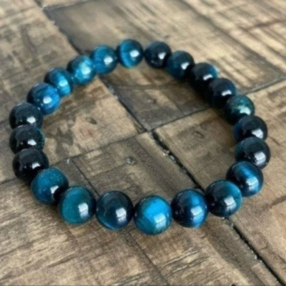 8mm Blue Tigers Eye Stretch Bead Bracelet - Picture 1 of 3
